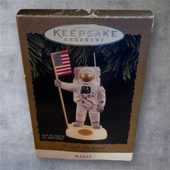 Vintage Neil Armstrong Hallmark Christmas Ornament The Eagle Has Landed - Picture 2 of 8